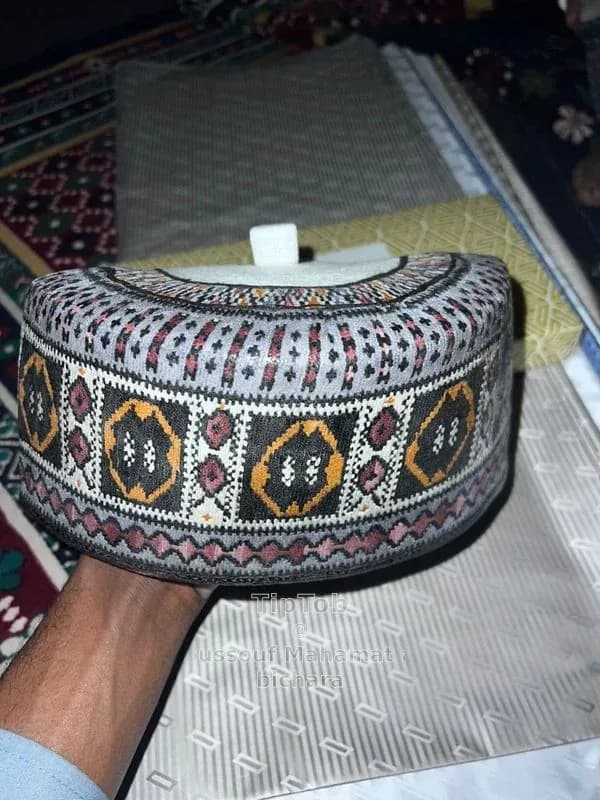 https://db.tiptob.com/uploads/IMAGE/IMG_1772702066933_3.webp